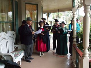 carolers.jpg